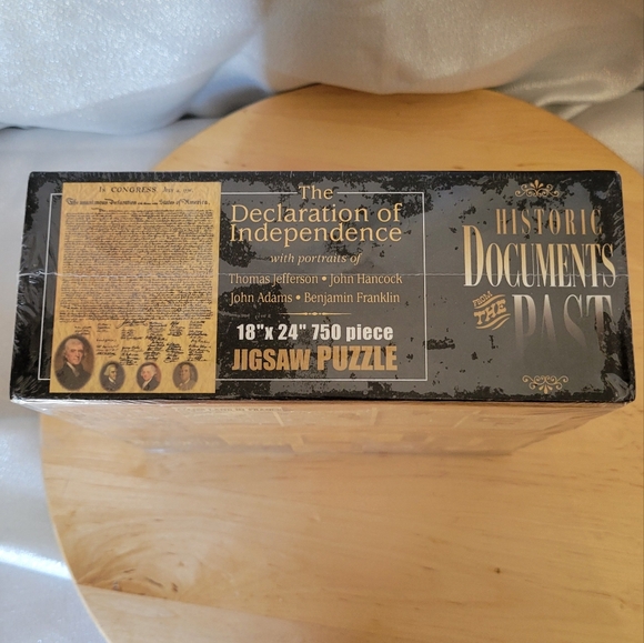 American Documents The Declaration of Independence Jigsaw Puzzle, 750-Piece - Picture 2 of 9